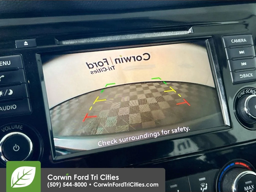 Used 2019 Brilliant Silver Metallic Nissan S image 20