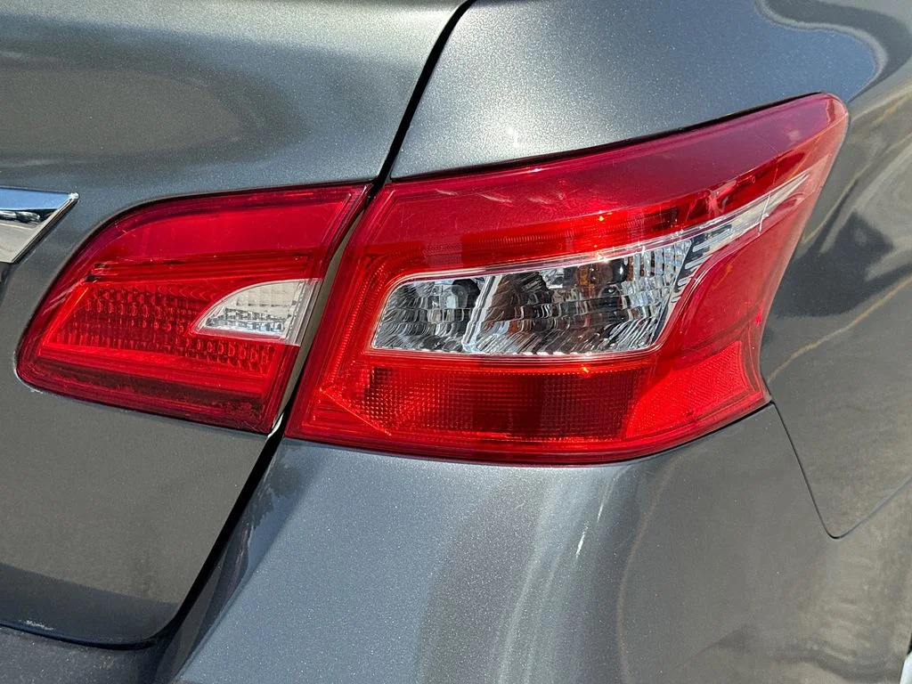 Used 2018 Gray Nissan S image 29