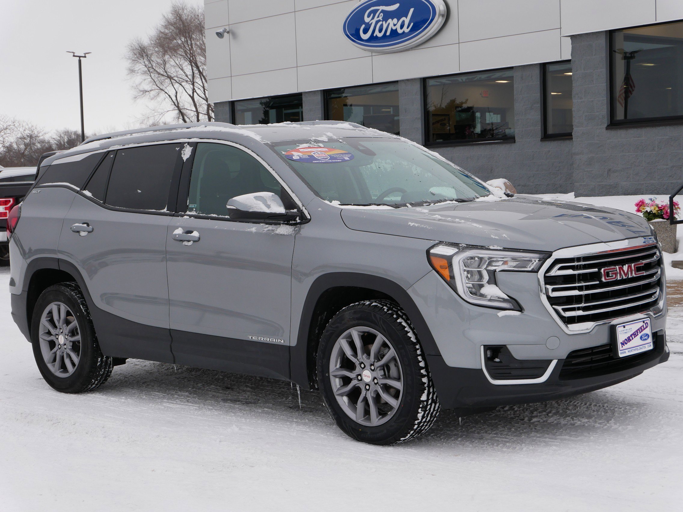 Used 2024 GMC Terrain SLT with VIN 3GKALVEG8RL233224 for sale in Northfield, Minnesota