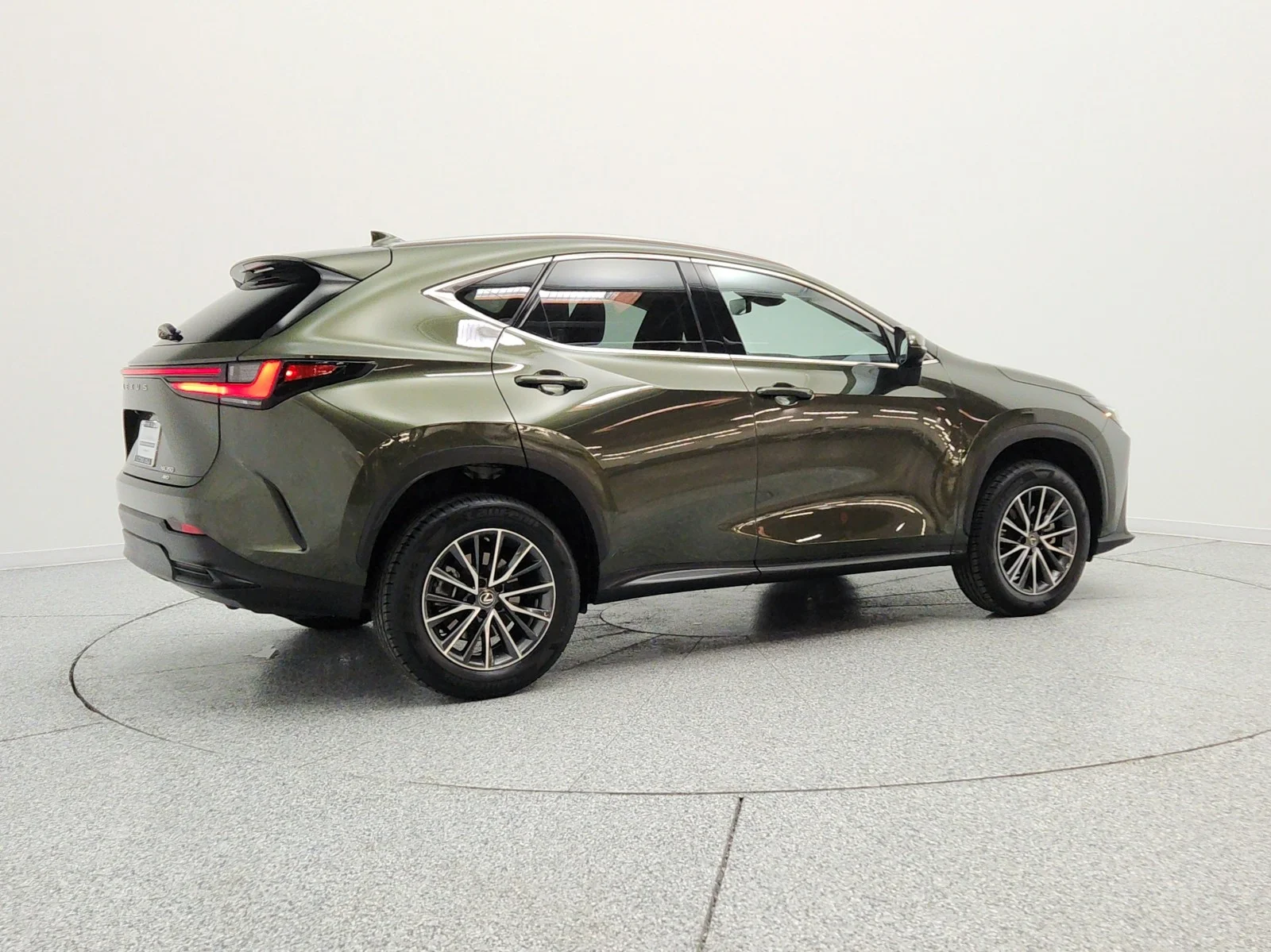 Used 2022 Nori Green Pearl Lexus NX 350 AWD image 5