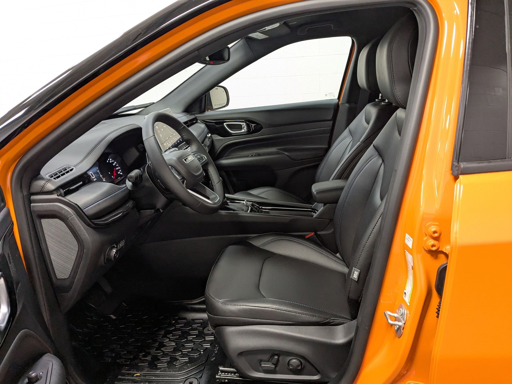 New 2026 Joose Exterior Paint Jeep Limited Altitude image 14
