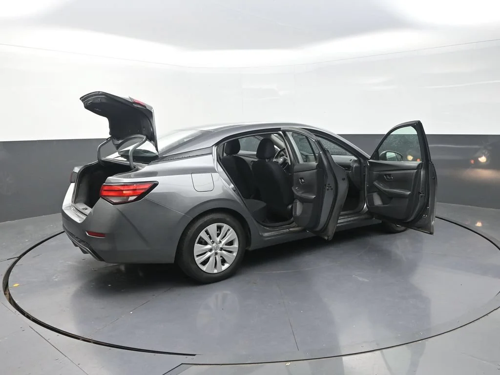 Used 2024 Gray Nissan S image 35