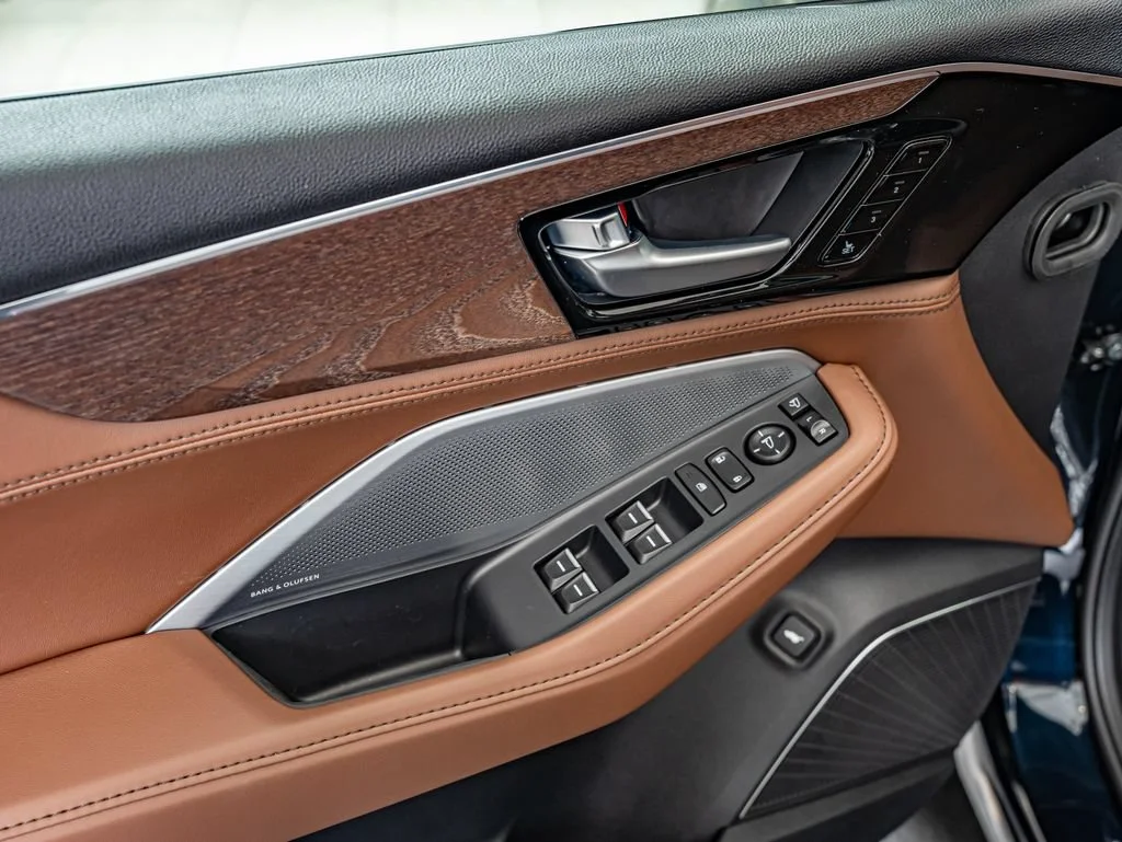 New 2026 Majestic Black Pearl Acura Advance Package image 18