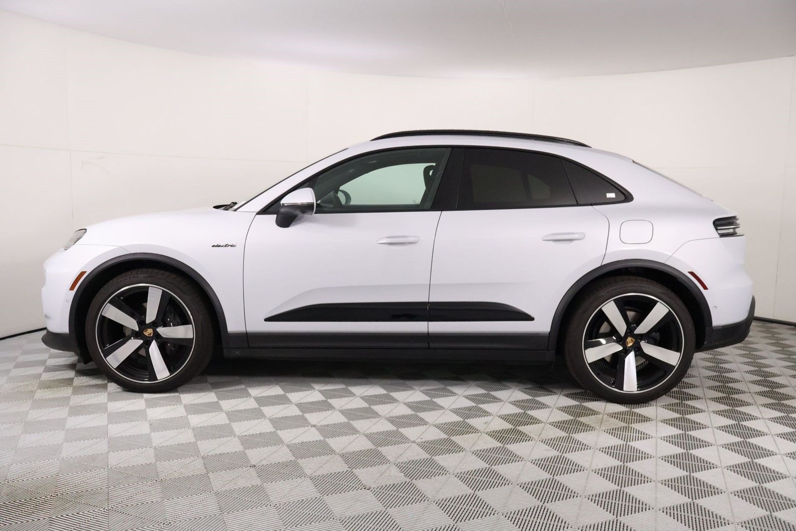 Certified 2026 Porsche Macan Base with VIN WP1AD2XAXTL075175 for sale in Pasadena, CA