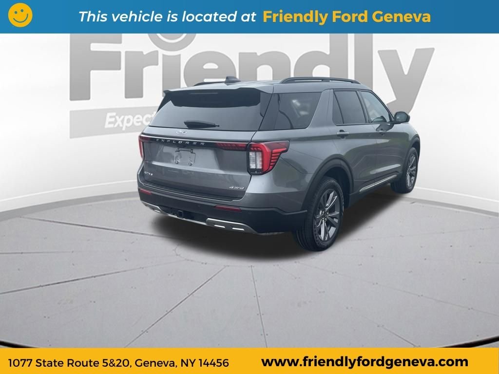 Used 2025 Gray Ford Active image 5