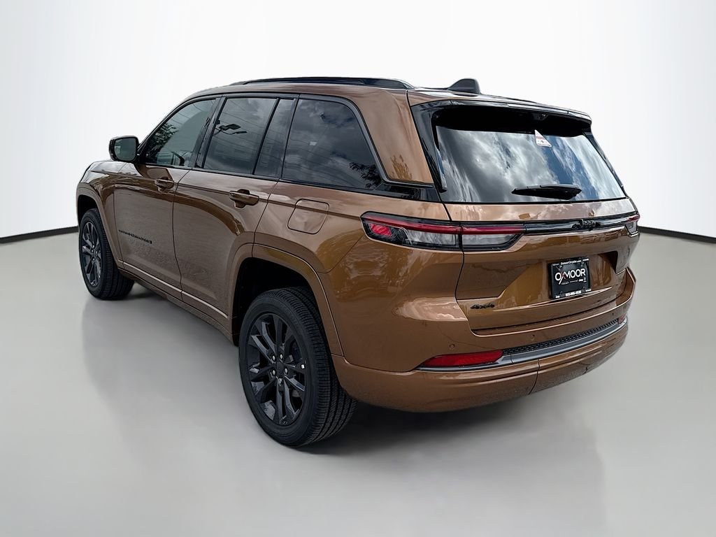 New 2026 Copper Shino Metallic Clear-Coat Exterior Paint Jeep Limited Reserve image 6