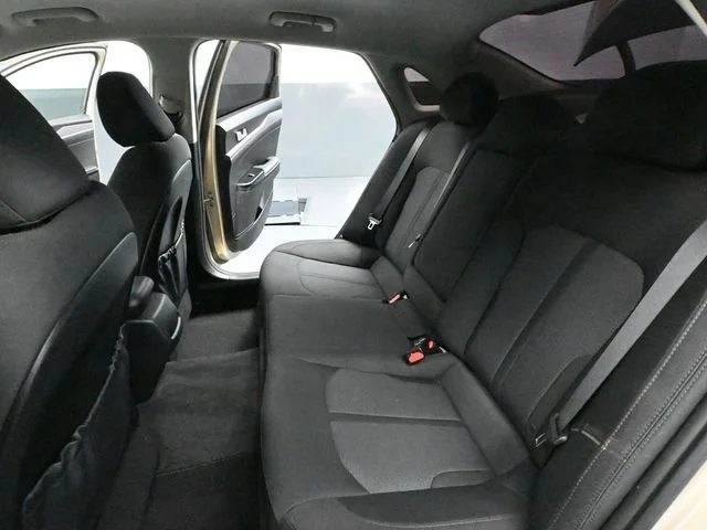 Used 2021 Beige Kia LXS image 37