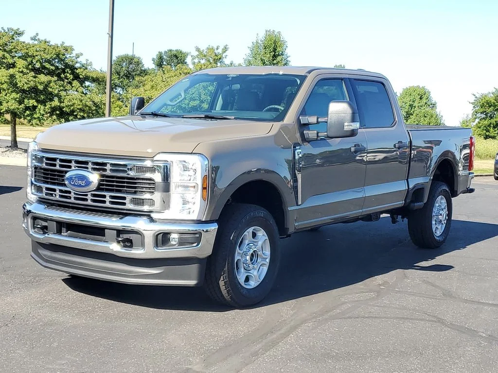 New 2026 Marsh Gray Ford F-250® XLT image 2