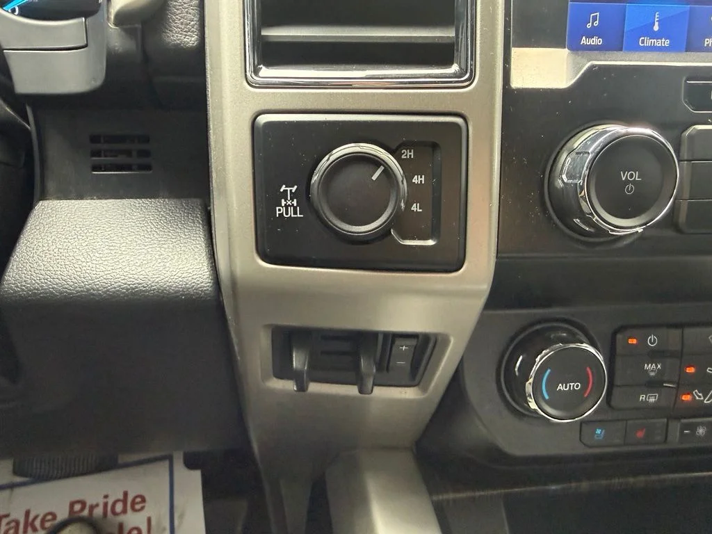 Used 2021 Red Metallic Ford Lariat image 31