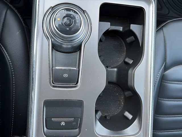 2022 Ford Edge SEL - Photo 26