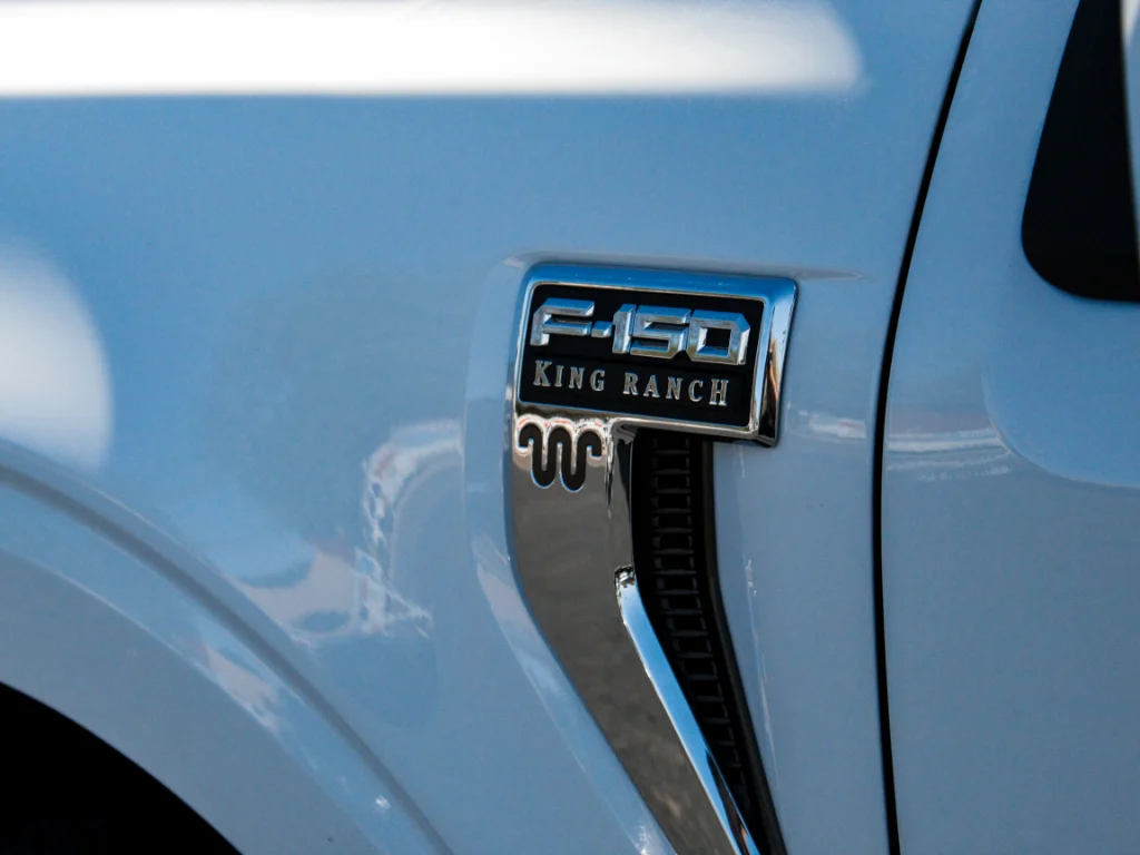 Used 2025 Star White Metallic Tri-Coat Ford King Ranch image 8