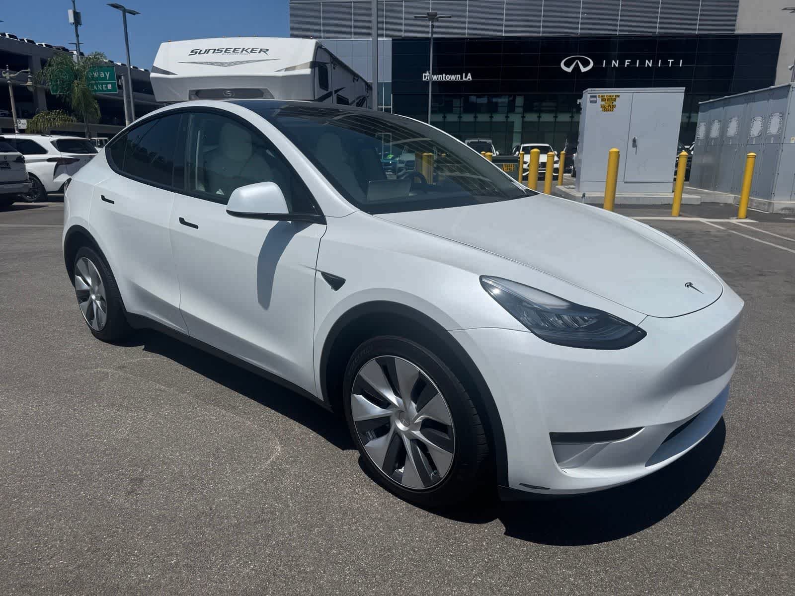 Used 2023 Tesla Model Y Long Range with VIN 7SAYGDEE3PA083204 for sale in Los Angeles, CA