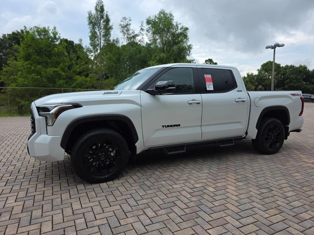 2026 Toyota Tundra Limited - Photo 3