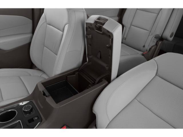 Used 2019 Iridescent Pearl Tricoat Chevrolet Premier image 17
