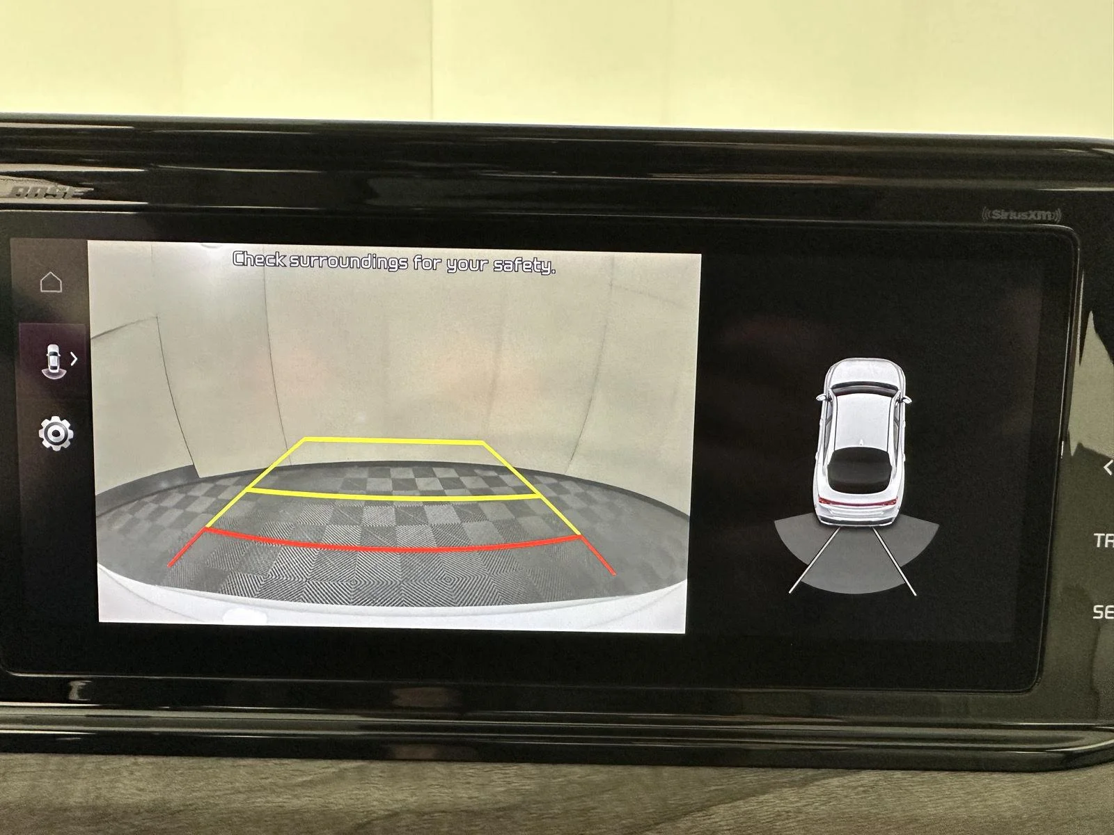 Used 2021 Glacial White Pearl Kia  image 12
