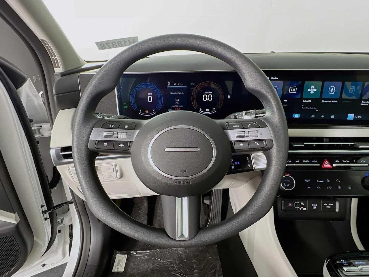 2026 Hyundai Tucson Hybrid — photo 8