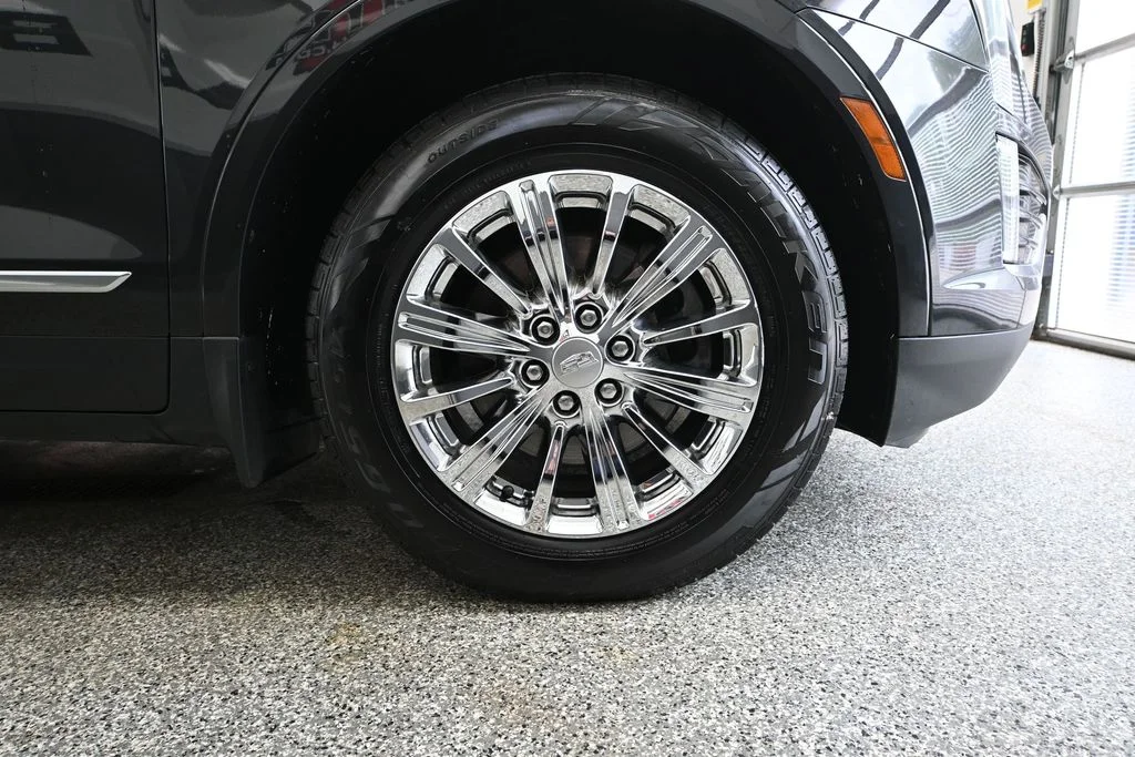 Used 2019 Black Cadillac Luxury image 16