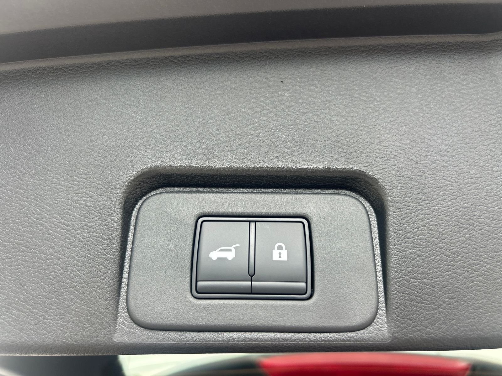 New 2026 Nissan Rogue SV 4D Sport Utility