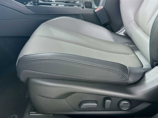New 2026 ICE SILVER METALLIC Subaru Premium image 18