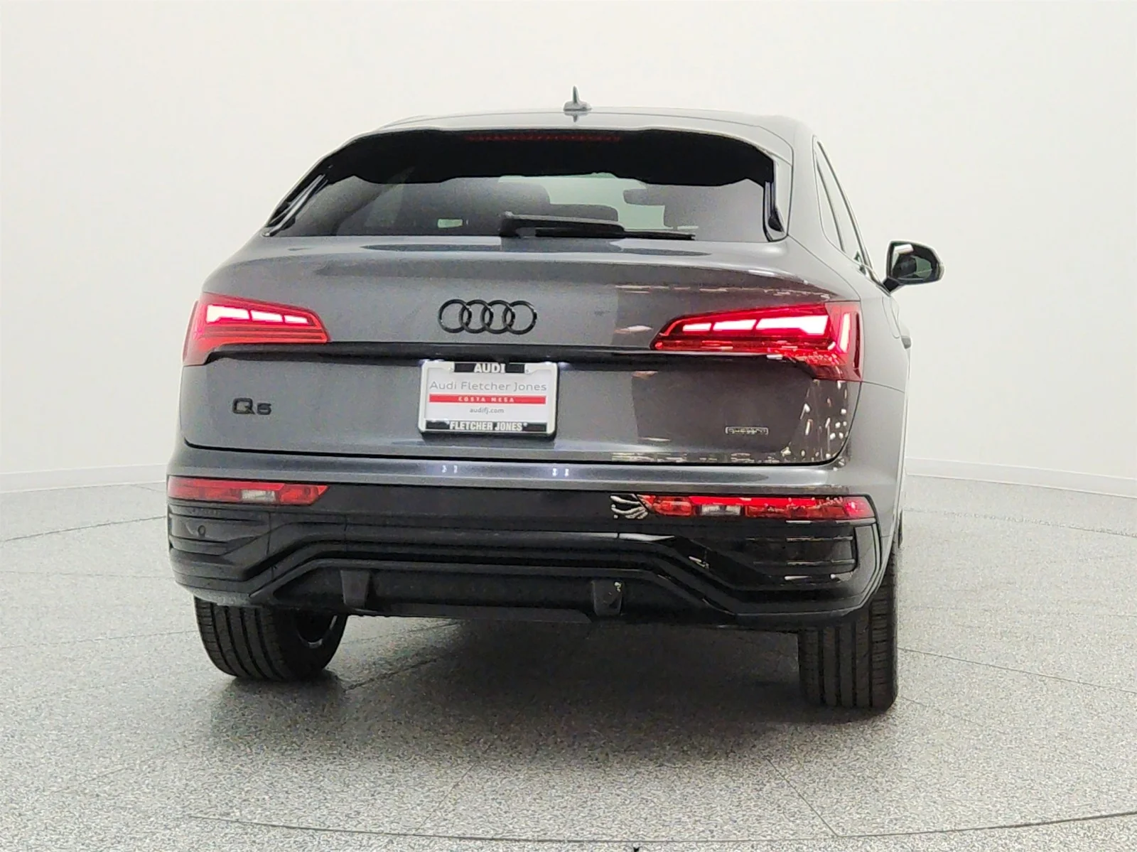 Used 2024 Daytona Gray Pearl Effect Audi S line Prestige 45 TFSI quattro image 6
