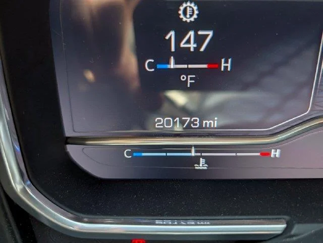 Used 2024 Summit White GMC AT4 image 16