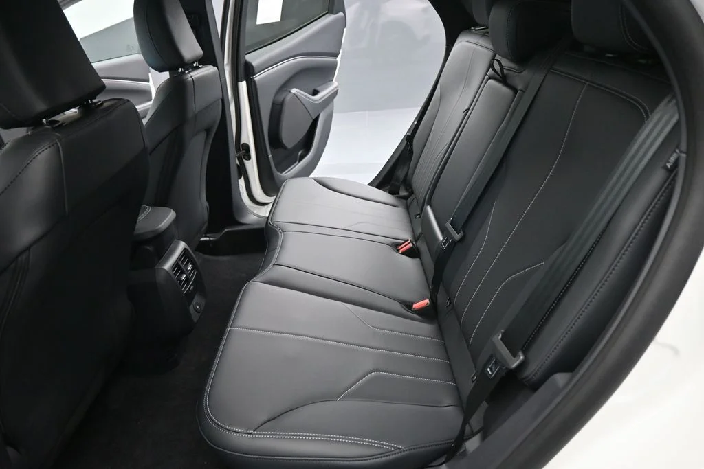 New 2026 Star White Metallic Tri-coat Ford Select image 16