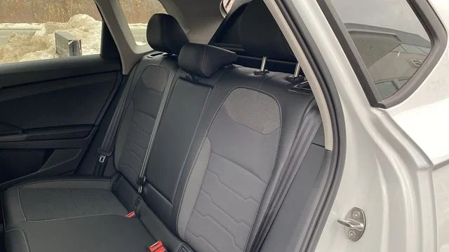 2026 Volkswagen Taos SE Black - Photo 23