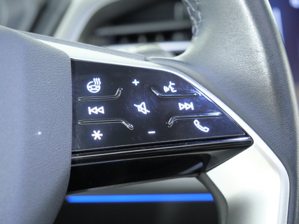 Used 2024 Blue Audi Premium Plus image 41