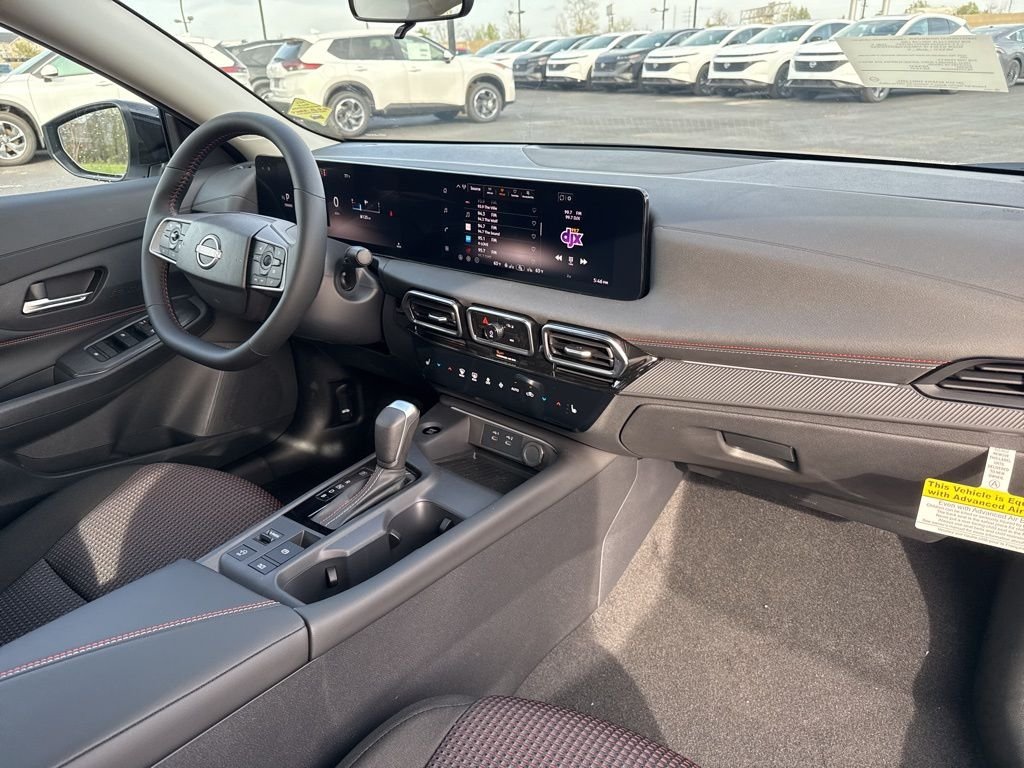 New 2026 White Nissan SR image 17