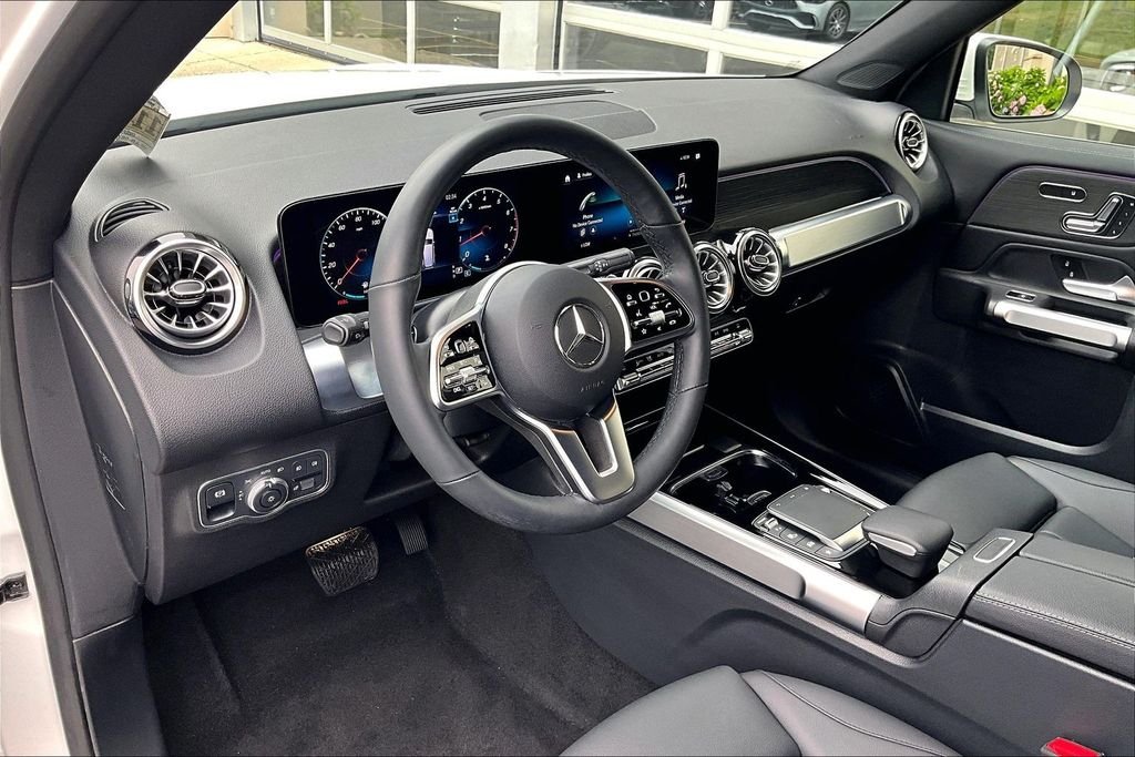 Certified Used 2023 White Mercedes-Benz GLB 250 image 13