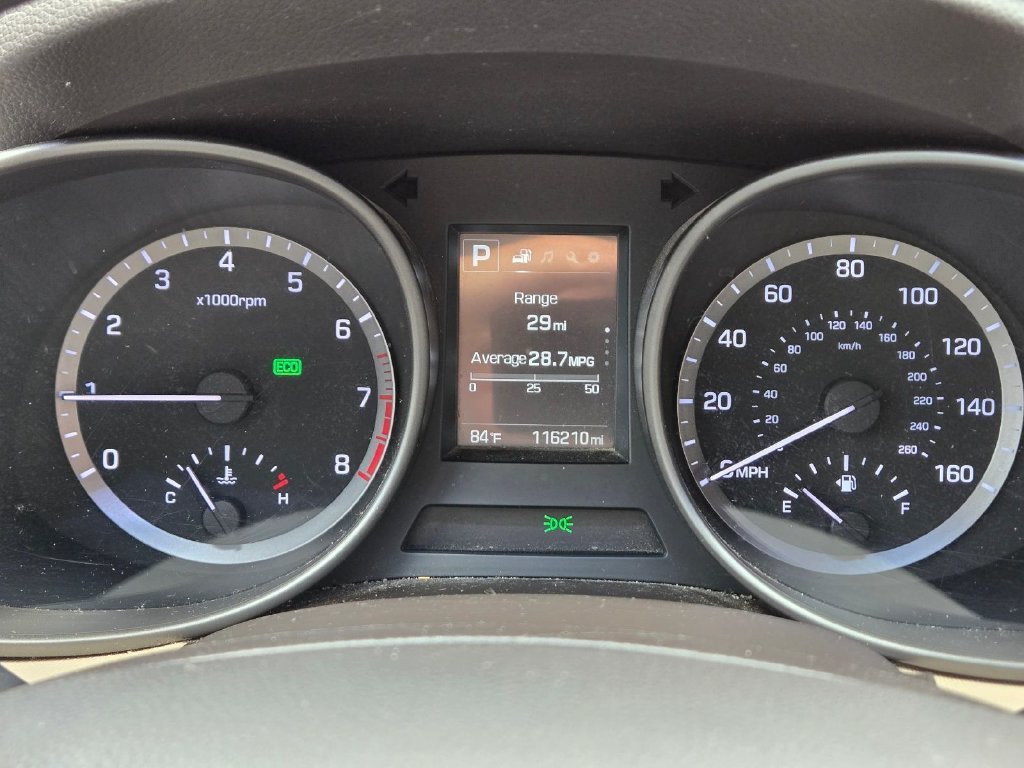 Used 2017 White Hyundai SE image 23
