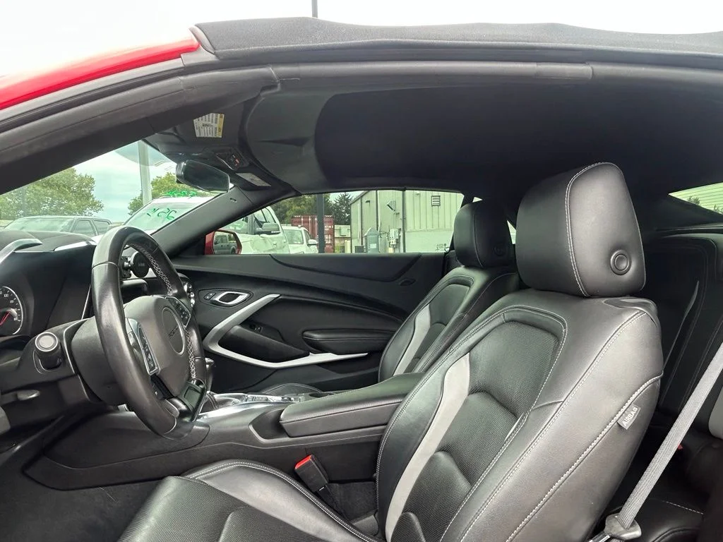 Used 2022 Red Chevrolet 2LT image 11