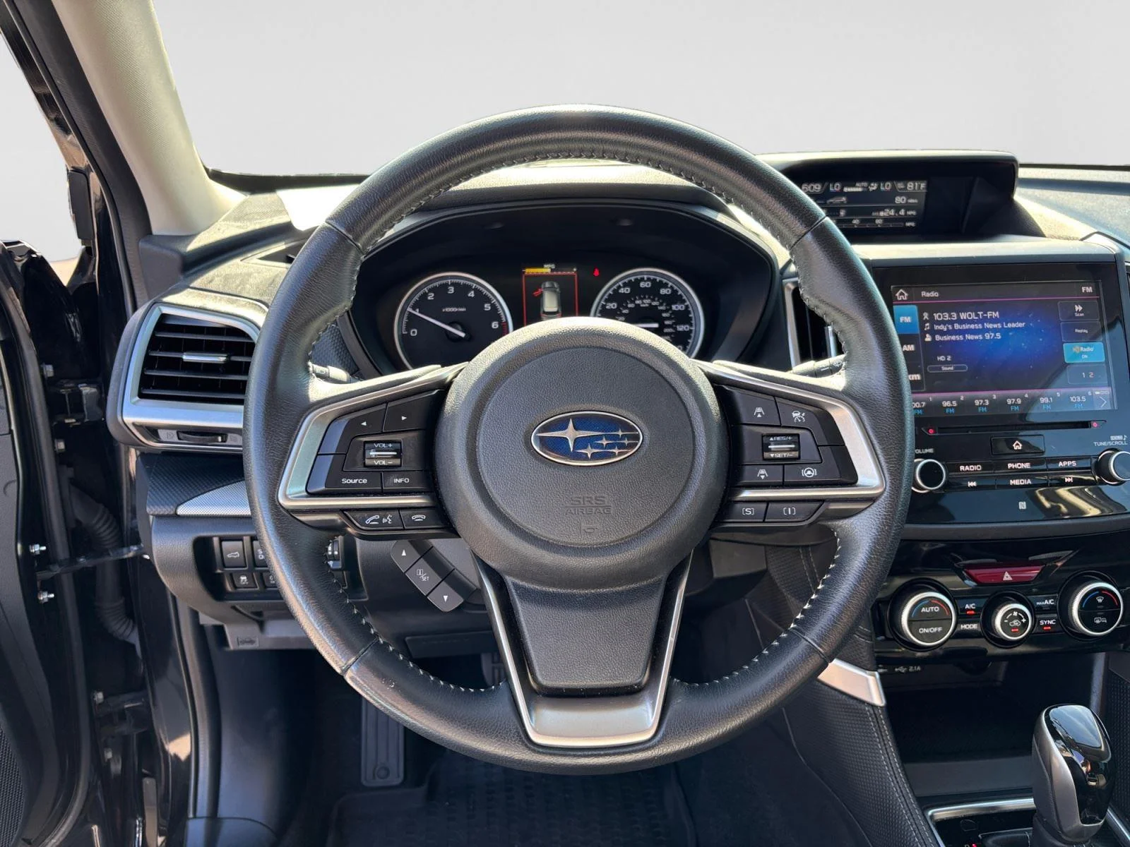 Used 2020 Crystal Black Silica Subaru Limited image 11