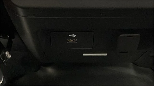 Used 2017 Oxford White Ford XL image 24
