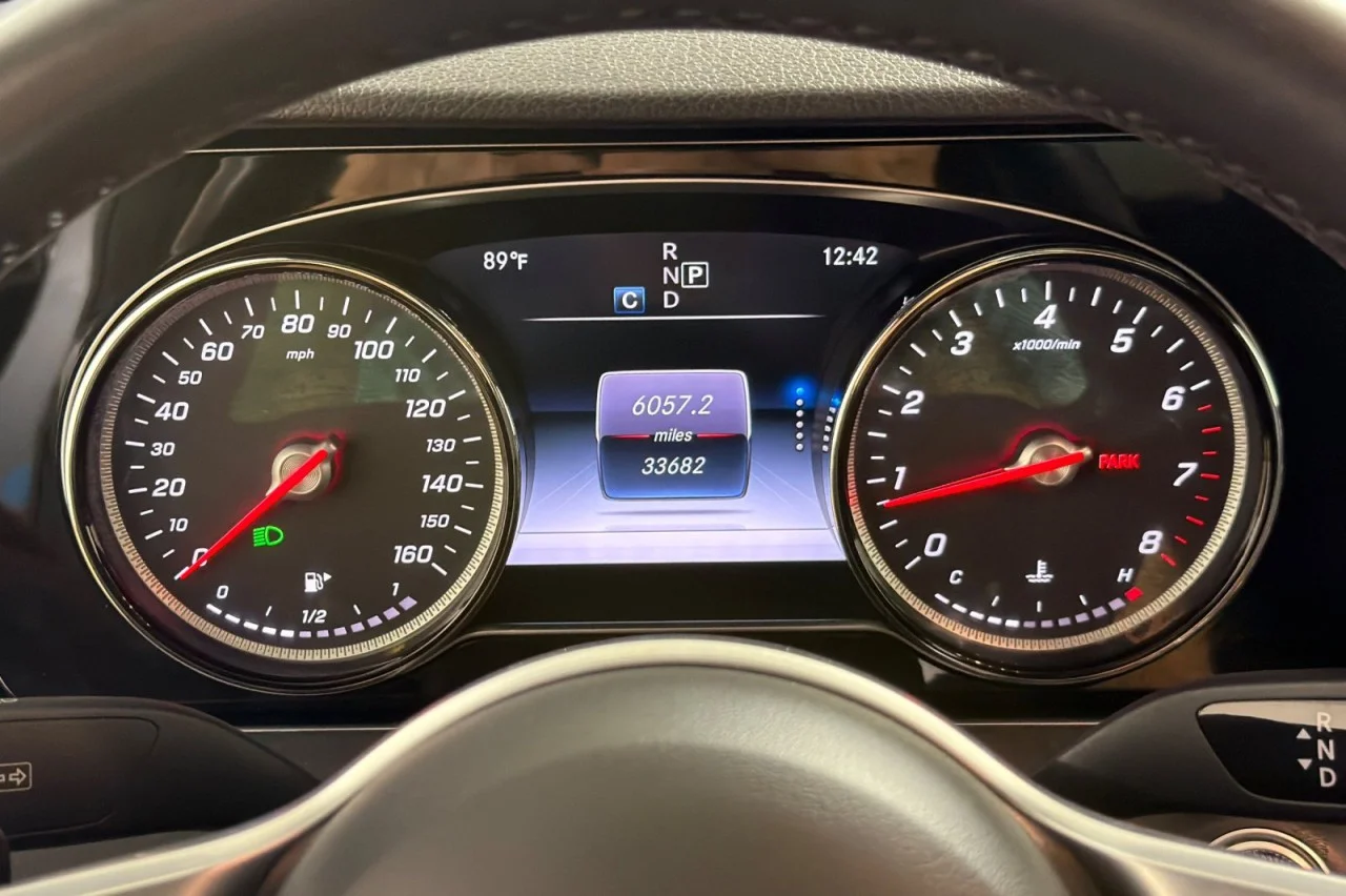 Used 2019 Selenite Grey Metallic Mercedes-Benz E 300 image 22