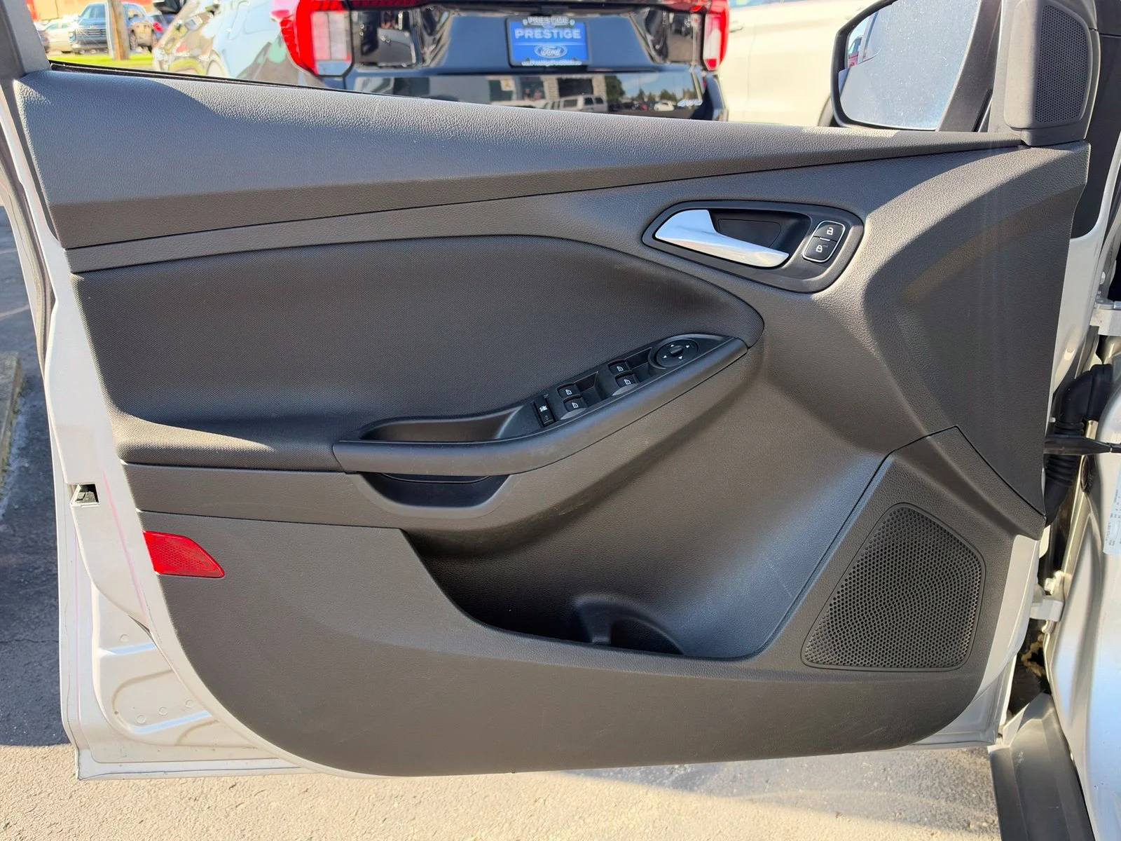 Used 2018 Silver Ford SE image 9