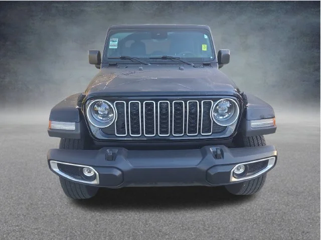 Used 2025 Black Jeep Sahara image 2