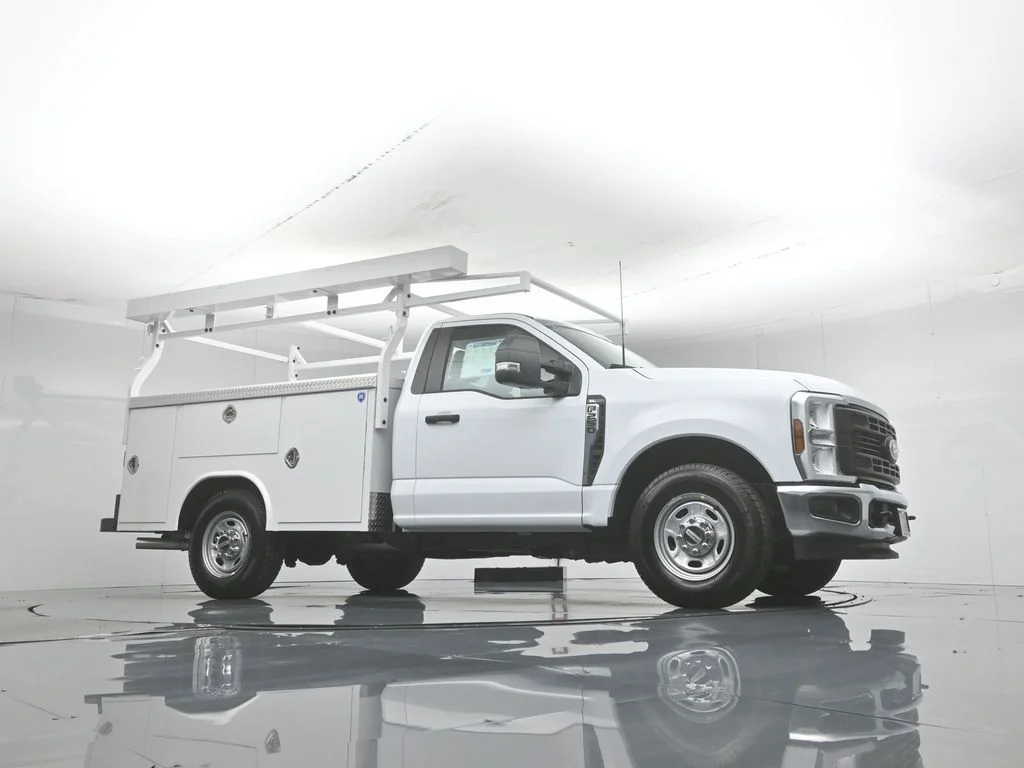 New 2026 White Ford XL image 53