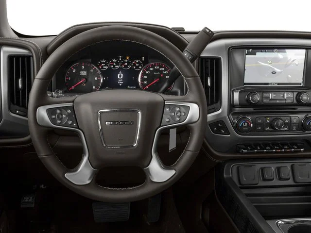Used 2018 White Frost Tricoat GMC Denali image 10