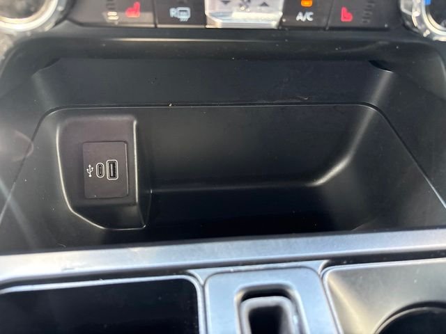 Used 2025 Black Ford XLT image 30
