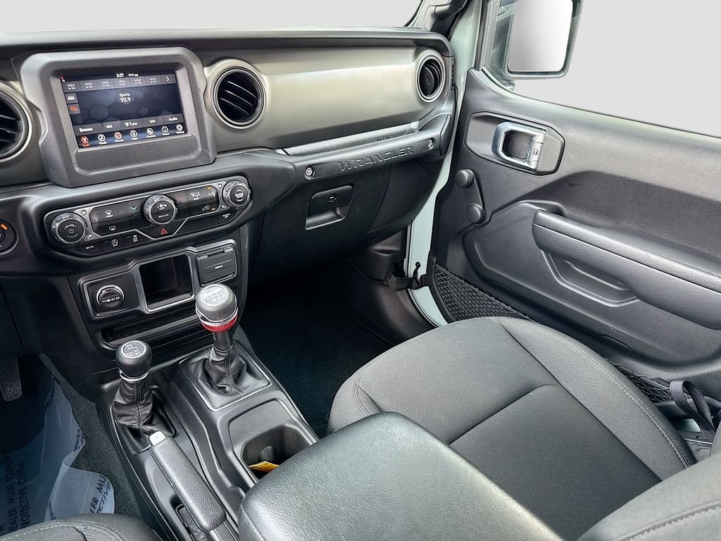 Used 2023 Earl Clearcoat Jeep Willys Sport image 22