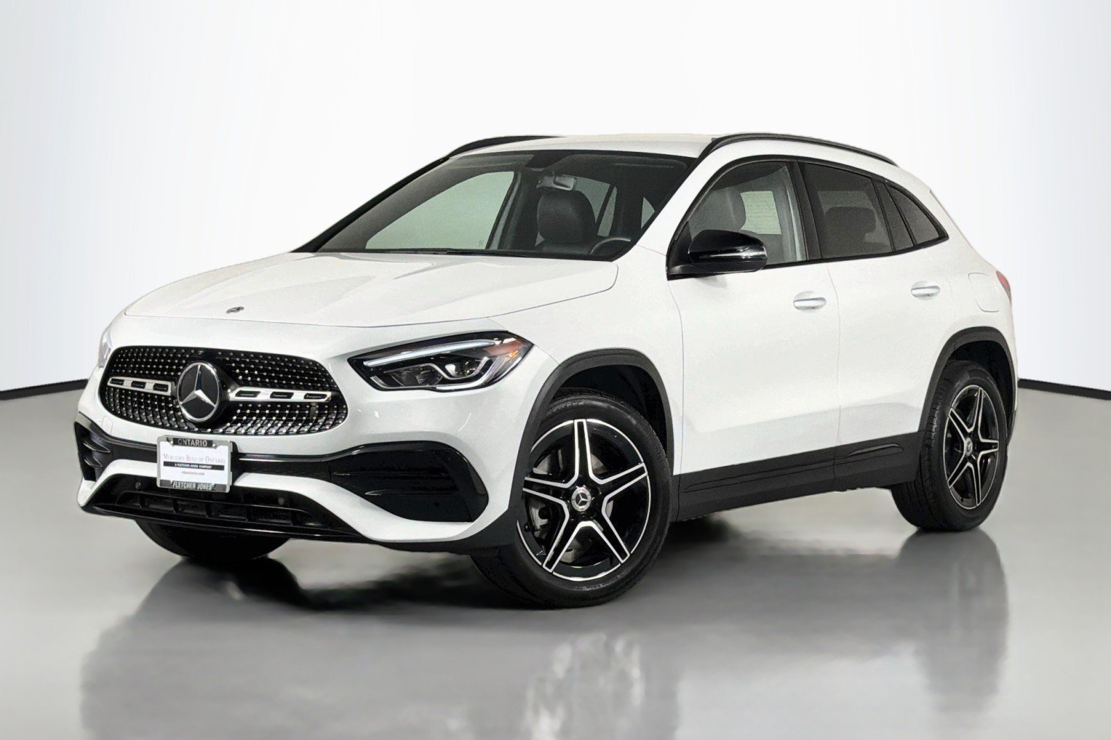 Used 2022 Digital White Metallic Mercedes-Benz 250 image 1