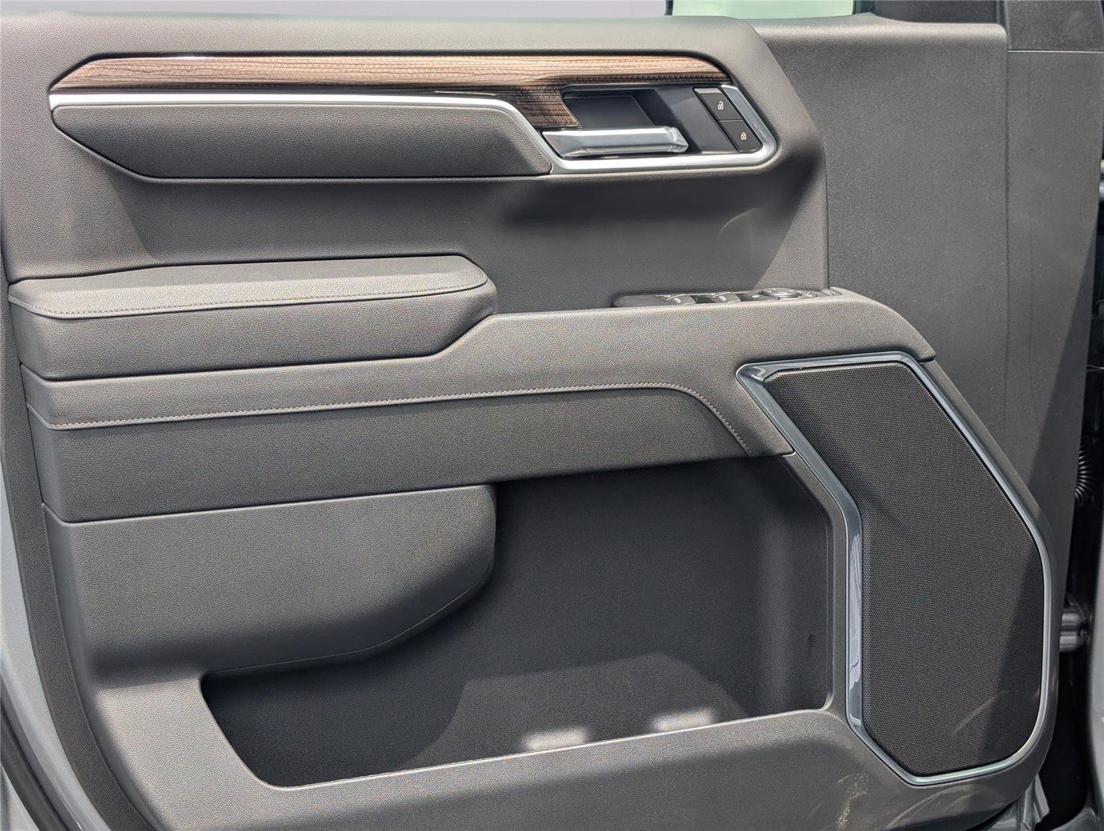 2026 Chevrolet Silverado 1500 LT - Photo 11