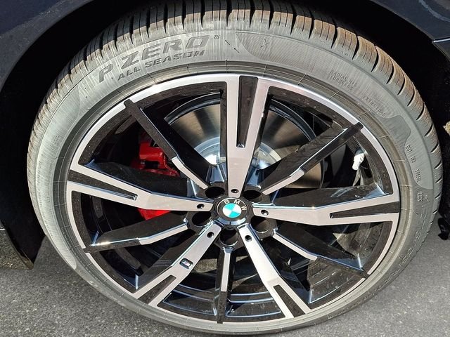 New 2027 Carbon Black Metallic BMW 530i xDrive image 8