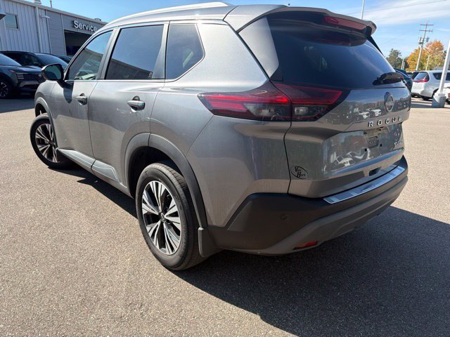 Used 2023 Gun Metallic Nissan SV image 3