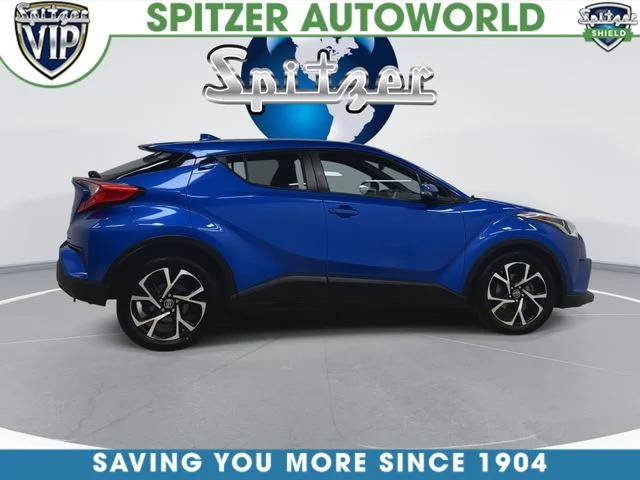 Used 2018 Blue Toyota XLE image 10
