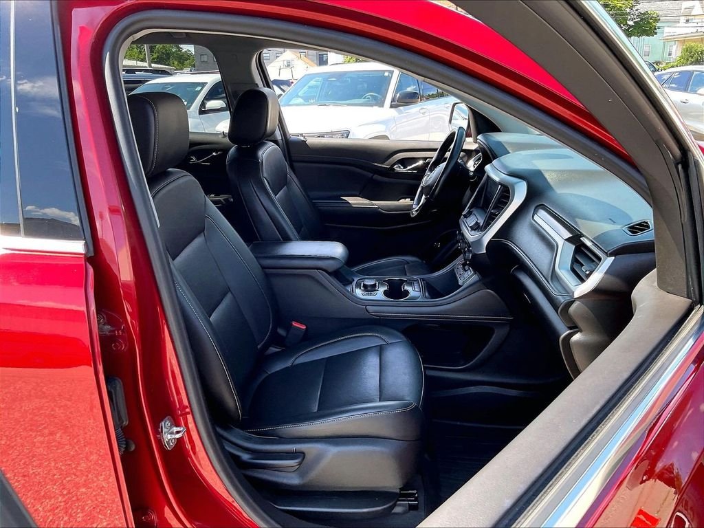 Used 2022 Cayenne Red Tintcoat GMC SLT image 11