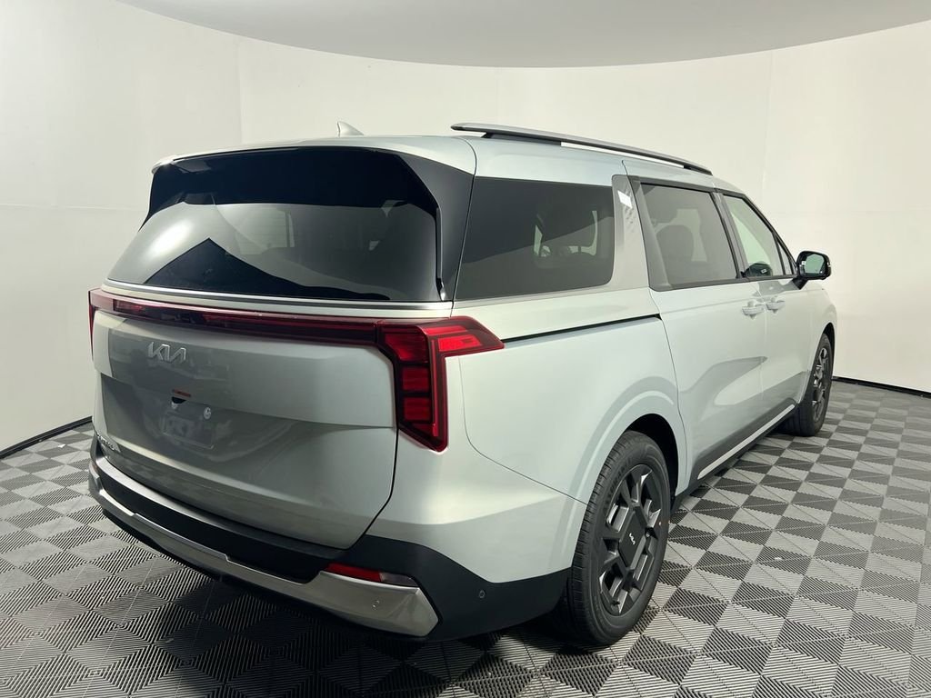 New 2026 Ivory Silver Kia EX image 3