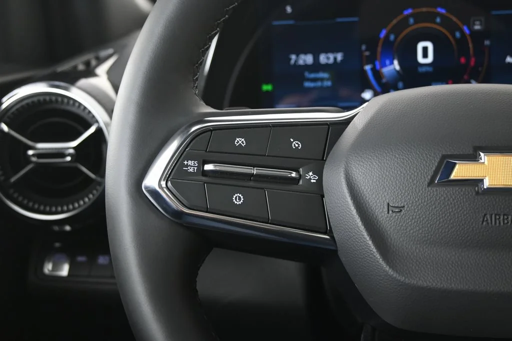 New 2026 Mosaic Black Metallic Chevrolet LT image 36