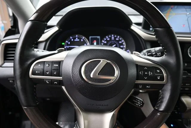 Used 2020 Black Lexus 350 image 33